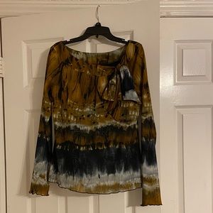 long sleeve, bow on left side of neck blouse